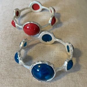Set of 2 silvertone Blue and Red Bangle Bracelets
